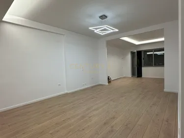 Foto e Apartment në shitje PRANE BAR ARTISTI, ASTIR, Tiranë