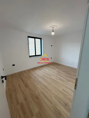 Foto e Apartment në shitje 21 DHJETORIT, Tirane, Tiranë