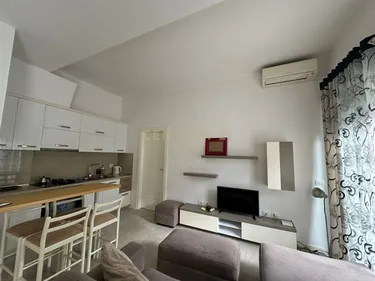 Foto e Apartment me qera Komuna e Parisit, Tiranë