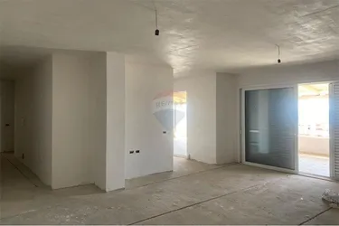 Foto e Apartment në shitje Sarandë