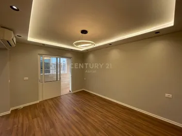 Foto e Apartment në shitje 21 Dhjetori, Tiranë