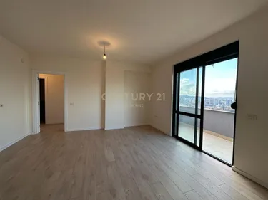 Foto e Apartment në shitje Rruga e Kavajës, Perballe Delijorgjit, Tiranë