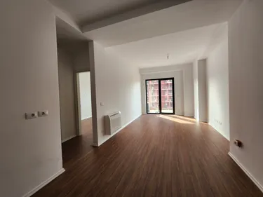 Foto e Apartment me qera Rruga e Kavajes, Tiranë