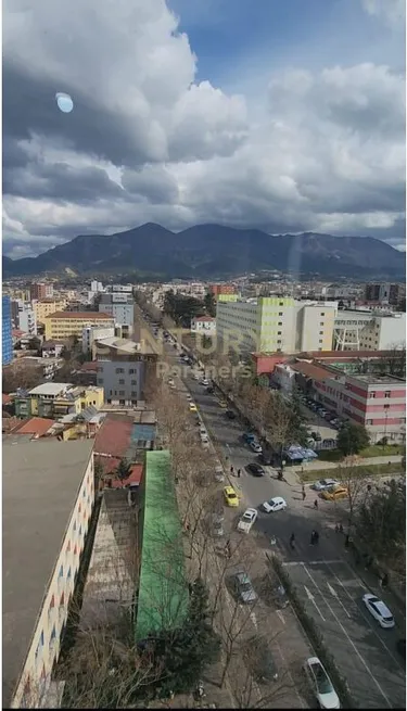 Foto e Zyrë me qera Rruga e Dibrës, Tiranë