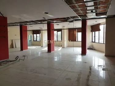 Foto e Ambient biznesi në shitje Kinostudio, tirane, Tiranë