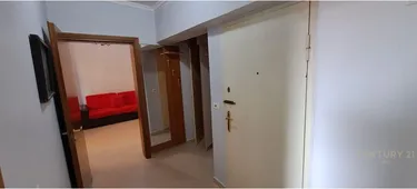 Foto e Apartment në shitje rruga kongresi i manastirit, Tiranë