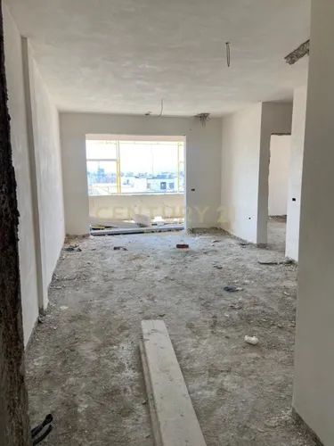 Foto e Apartment në shitje rruga kongresi i manastirit, Tiranë