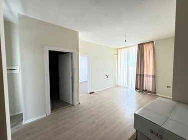 Foto e Apartment me qera Shkolla e Kuqe, Rruga Riza Cerova, Tiranë