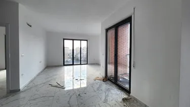 Photo of Apartment for sale Oxhaku, Rruga Kahreman Ylli, Tiranë
