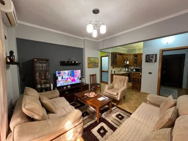 Foto e Apartment në shitje rruga komuna e parisit, Tiranë