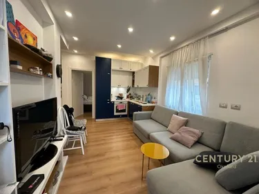 Foto e Apartment me qera medar shtylla, Tiranë