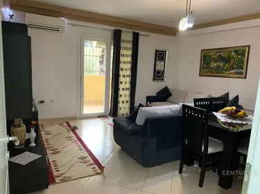 Foto e Apartment në shitje Ali Demi, Tiranë