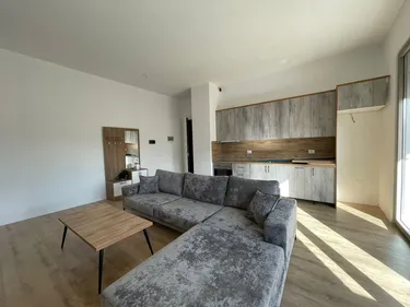 Foto e Apartment me qera kompleksi delijorgji, Tiranë