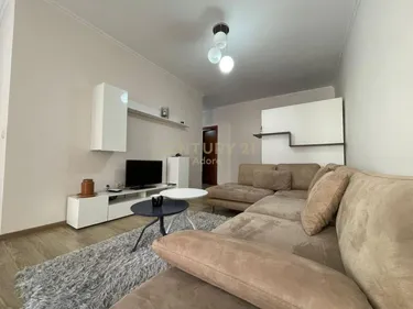 Foto e Apartment në shitje rruga liqeni artificial, Tiranë