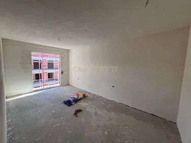 Foto e Apartment në shitje rruga xhanfize keko, Tiranë