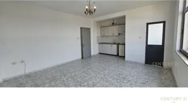 Foto e Apartment në shitje Ferit Xhajko, Tiranë