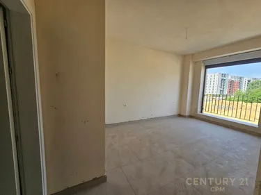 Foto e Apartment në shitje rruga ish fusha e aviacionit, Tiranë