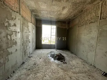 Foto e Apartment në shitje rruga 5 maji, Tiranë