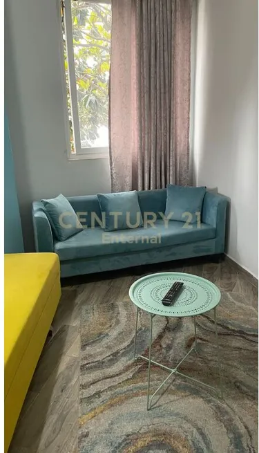 Fotografie Byt k pronájmu Vilat Gjermane, Tiranë