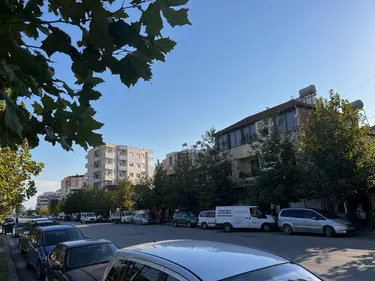 Foto e pronë në shitje Xhevdet Nepravishtja, Bulevardi Shetitorja e Stadiumit, Lushnje, Lushnjë