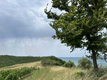 Foto e Tokë në shitje Kepi i Rodonit, 100 metra nga deti Kepi Rodonit, Durrës