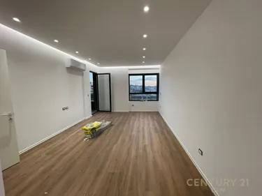 Foto e Apartment me qera Ali demi, Tiranë