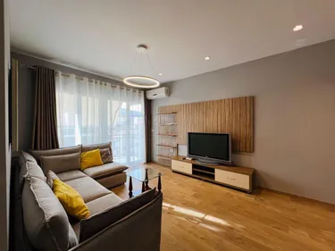 Foto e Apartment me qera Komuna Parisit, Komuna e Parisit, Tiranë