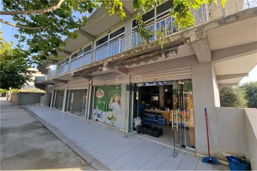 Foto e Ambient biznesi në shitje Rruga Demokracia, Vlorë