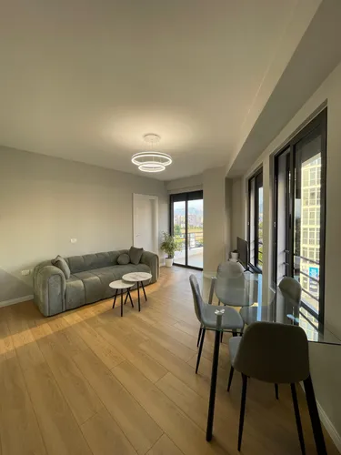 Foto e Apartment në shitje yzberisht, Tiranë