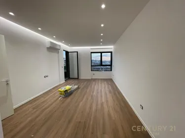 Foto e Apartment në shitje Ali Demi, Tiranë