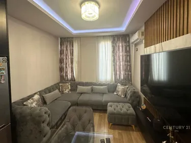 Foto e Apartment me qera Fresku, Tiranë