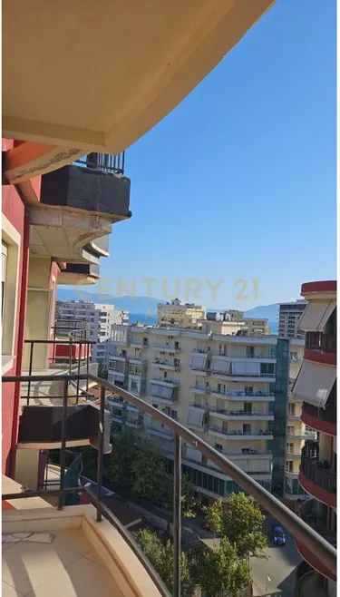 Foto e Hotel në shitje Stadiumi, Vlorë