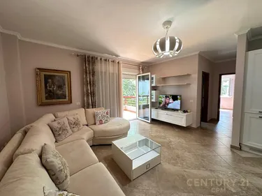 Foto e Apartment me qera Liqeni i Thatë, Kompleksi Kolombo, Tiranë