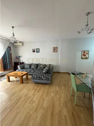 Foto e Apartment me qera Laprake, Tiranë