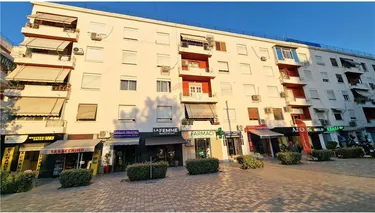 Foto e Apartment në shitje Bulevardi  Ismail Qemali, Prane Teatrit, Vlorë