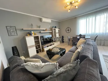 Foto e Apartment me qera Rruga Petro Nini Luarasi, Tiranë