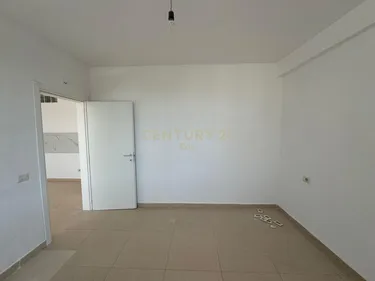 Foto e Apartment në shitje Golem, Kavajë