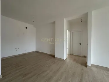 Foto e Apartment në shitje Golem, Durrës