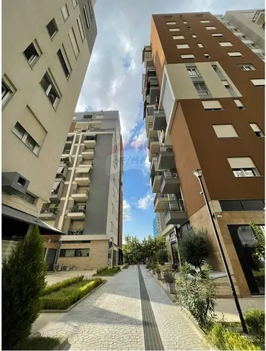 Foto e Apartment në shitje Fusha e Aviacionit, Tiranë