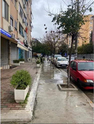 Foto e Ambient biznesi në shitje rruga laprake, Tiranë