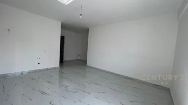 Foto e Apartment në shitje mali i robit, Durrës