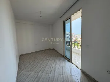 Foto e Apartment në shitje yzberisht, Tiranë