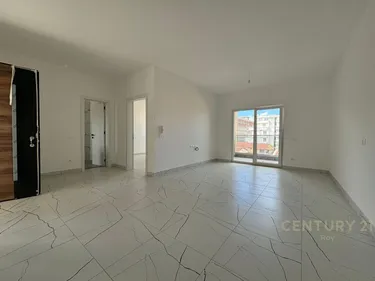 Foto e Apartment në shitje Golem, Durrës