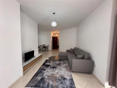 Foto e Apartment me qera Kompleksi Fratar, Astir, Tiranë