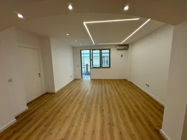 Foto e Apartment në shitje Kodra e Diellit 1, Prane Fondacionit Eleonora, Tiranë