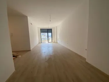 Foto e Apartment në shitje rruga brryli, Tiranë