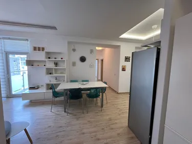 Foto e Apartment në shitje Komuna e parisit, Tiranë