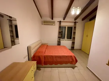 Foto e Apartment me qera vollga, Durrës