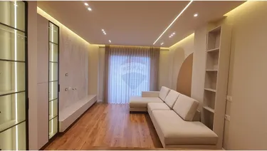 Foto e Apartment me qera Pazari i Ri, Tiranë