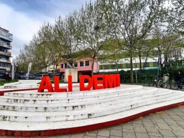 Foto e Apartment në shitje Ali Demi, Tiranë